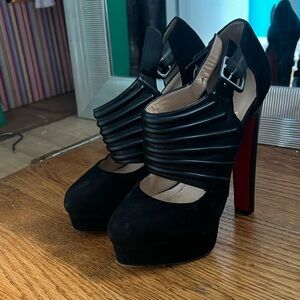 Black Leather and Suede Christian Louboutin (size 36.5)